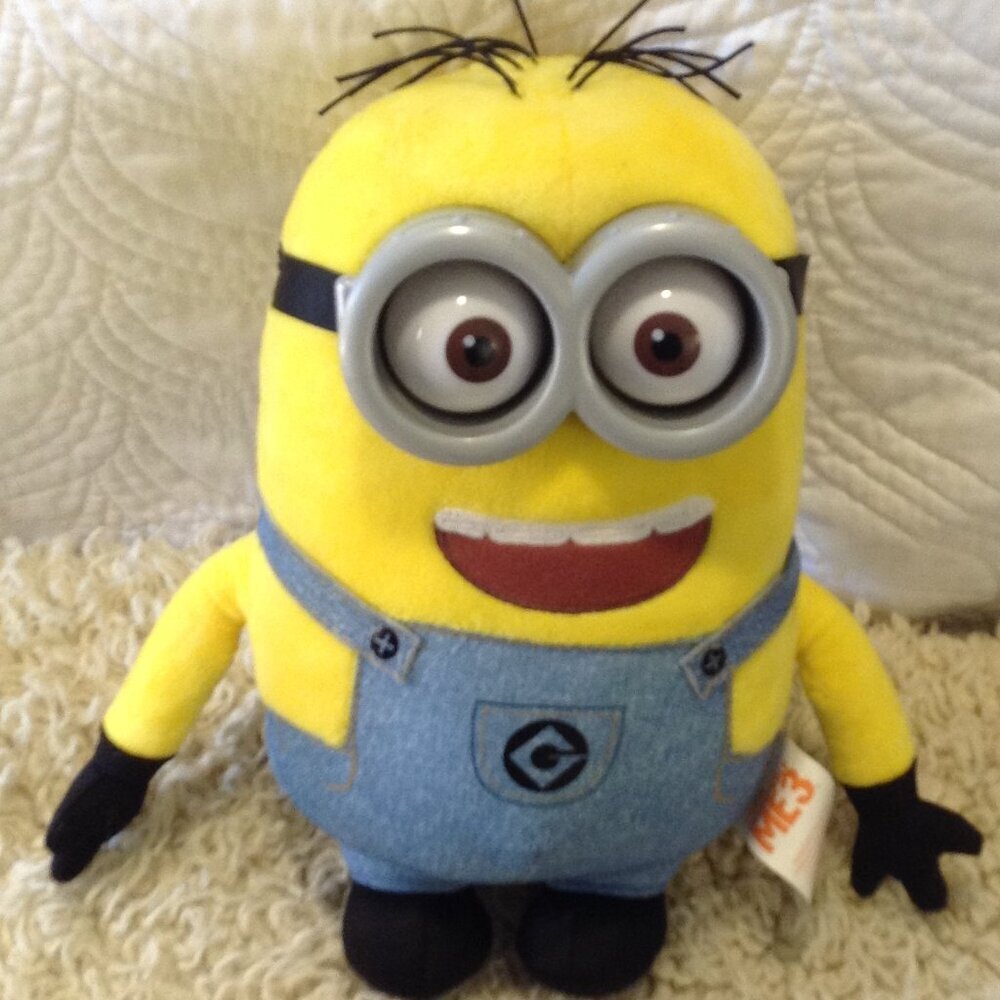 Despicable Me 3, Thinkway Toys Huggable Minion Eyes Pop out Kidcore Collecitble